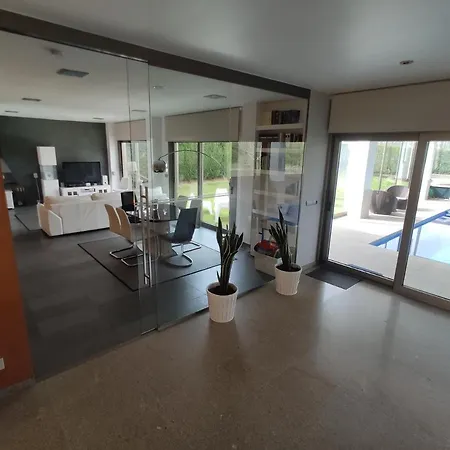 Casa Rial 47 Con Piscina Climatizada 別荘 *