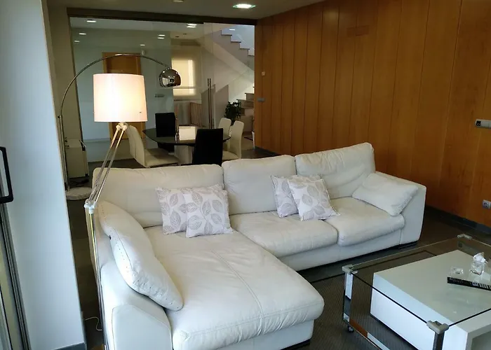 Casa Rial 47 Con Piscina Climatizada Sanxenxo